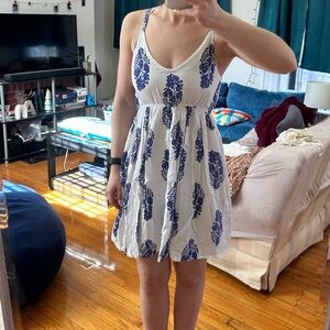 Women’s White & Navy Printed Spaghetti-Strap Sundress